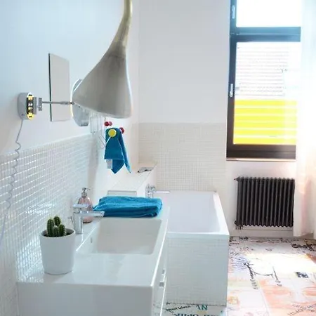 Art Dubois Apartment Wroclaw